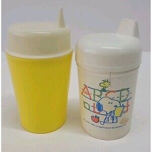 Lot Of 2 Cups Yellow & PEANUTS SNOOPY SIPPY CUP & Lid Vintage Danara‎ 1965 USA